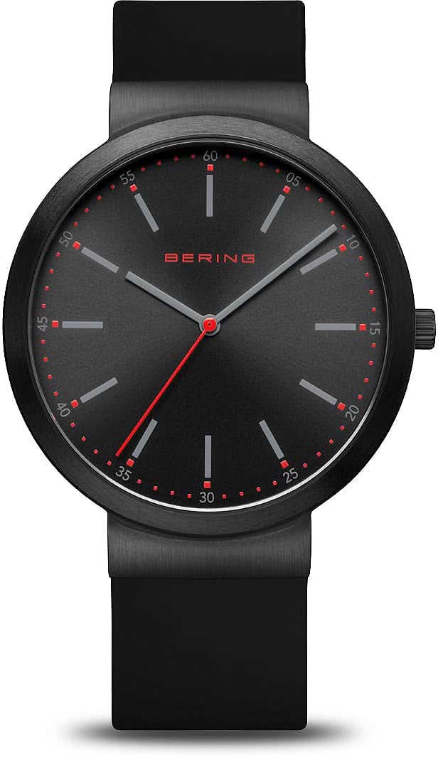 Reloj Bering: esfera negra con detalles rojos, correa de silicona negra