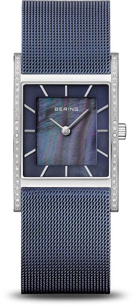 Reloj rectangular para mujer con esfera azul y caja plateada en correa milanesa azul oscuro