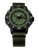 Reloj táctico Traser P99 Q con correa textil verde y números luminosos en la esfera