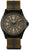 Reloj de hombre con caja negra, esfera marrón oscuro y correa color caqui con raya azul