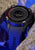 Reloj Traser para hombre con bisel luminoso azul, caja negra y correa de caucho