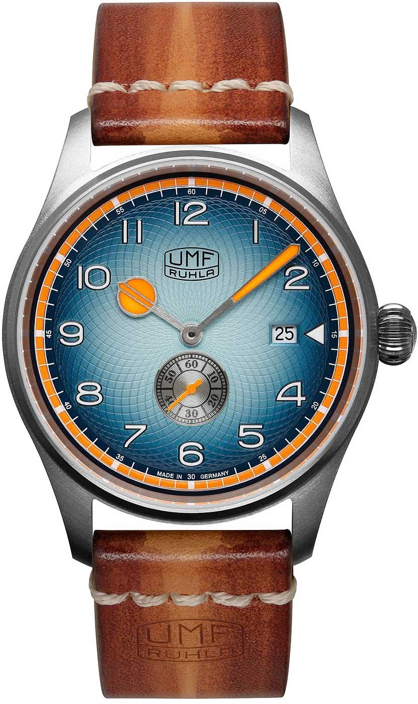 Reloj de hombre con esfera azul, índices naranjas y correa de cuero marrón