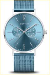 Pulsera de hombre con caja plateada, esfera azul y pulsera milanesa azul
