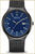 Reloj de hombre con esfera azul, caja negra y correa de malla negra