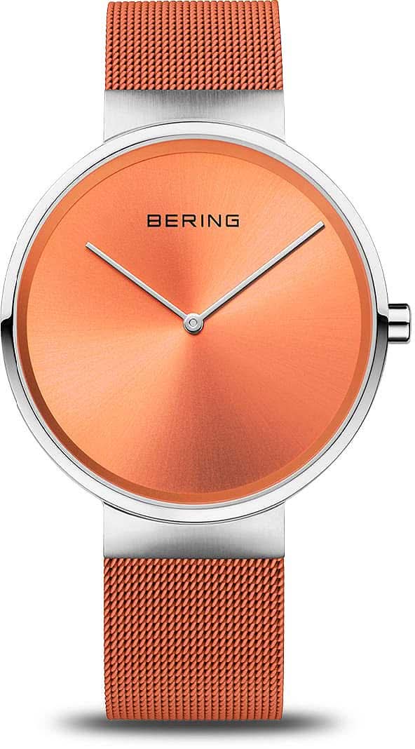 Reloj analógico con esfera naranja y correa milanesa naranja