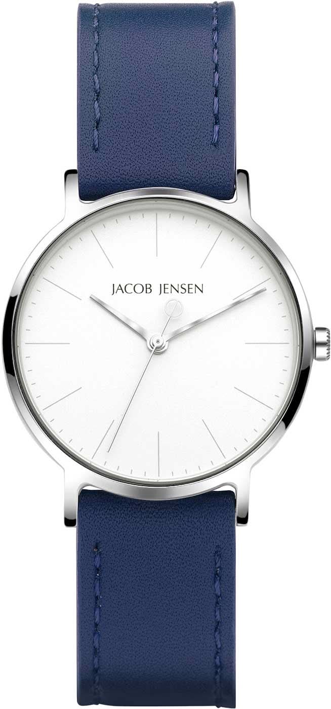 "Reloj de mujer con caja redonda plateada, esfera blanca y correa de piel azul"