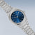 Bering Reloj de Mujer con esfera azul y pulsera plateada, vista lateral de la caja