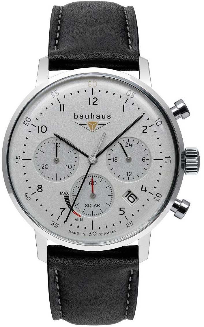 Reloj solar para hombre con cronógrafo, caja plateada, correa de cuero negra y esfera beige