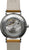 Parte trasera de un reloj de pulsera para hombre con movimiento automático visible y correa de cuero