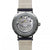 Reloj de hombre con movimiento automático visible, caja redonda de acero inoxidable y correa de cuero beige claro
