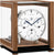 Reloj de mesa de madera con marco abierto y esfera redonda