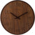 Reloj de pared de madera con números romanos, manecillas negras y caja de madera marrón
