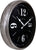 Reloj de pared en vista lateral: esfera negra con marco de metal plateado