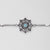 Pulsera con colgante: cadena plateada y adorno redondo de brillo azul
