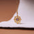 Colgante de collar dorado con piedra morada, adorno ornamental cuadrado