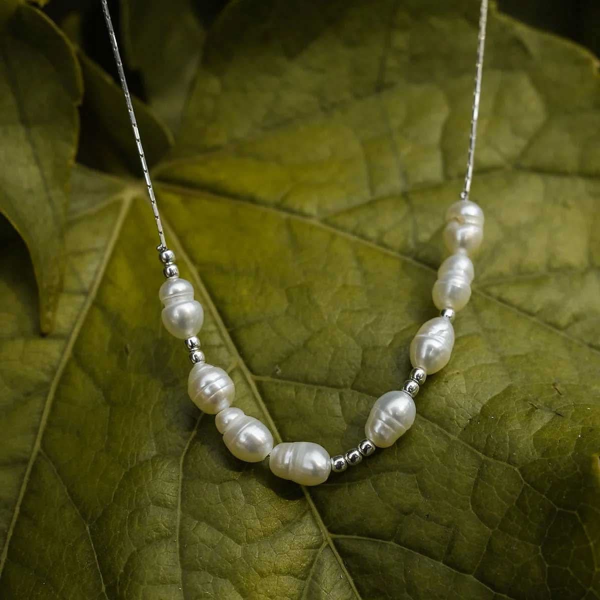 Collar de perlas con cadena de plata y perlas redondas, eslabones finos