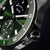 Smartwatch unisex: pantalla negra con indicador de temperatura, caja de acero inoxidable, bisel estriado