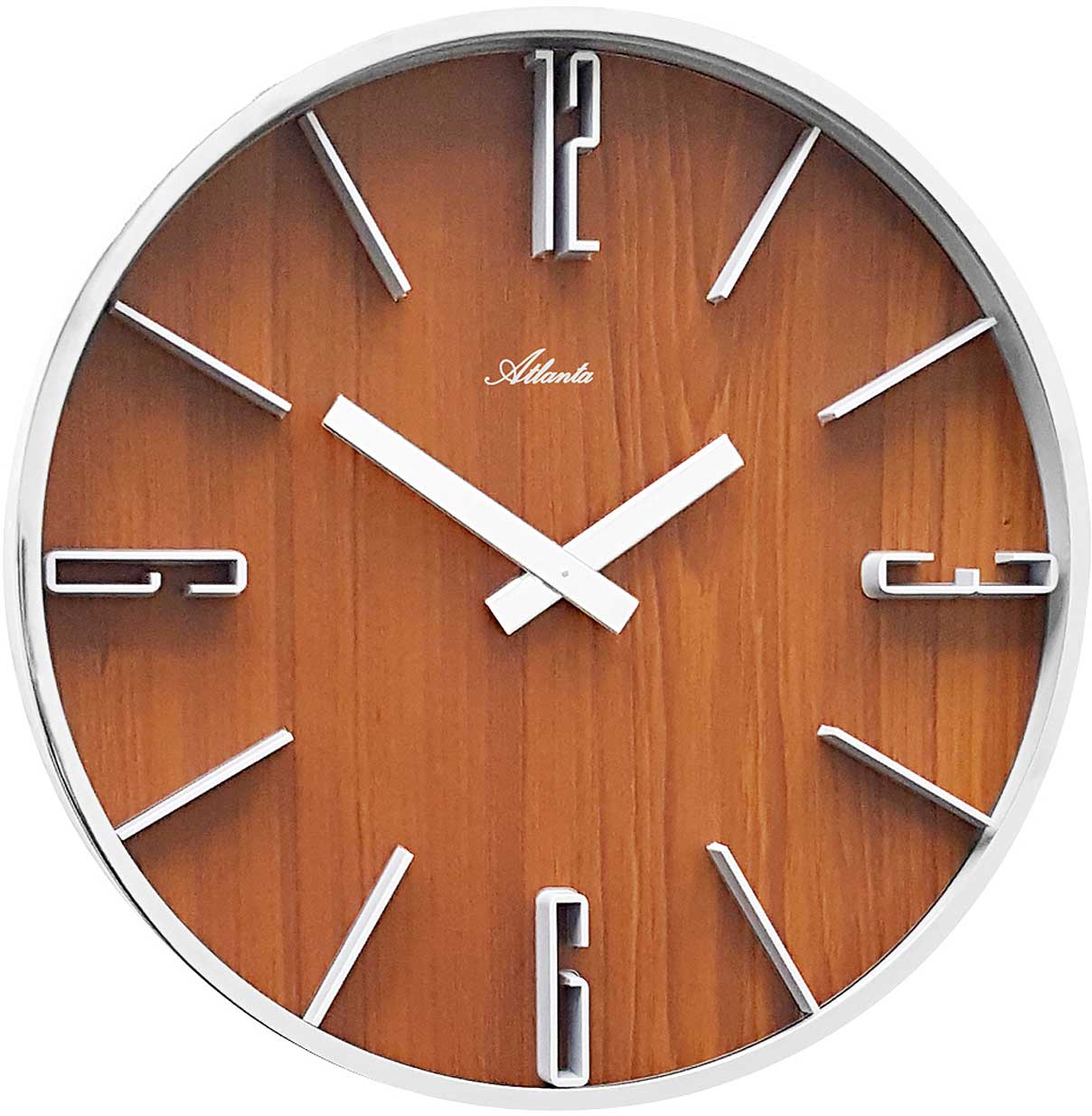 Reloj de pared redondo con esfera de aspecto de madera, marco plateado, índices de bastón y cristal