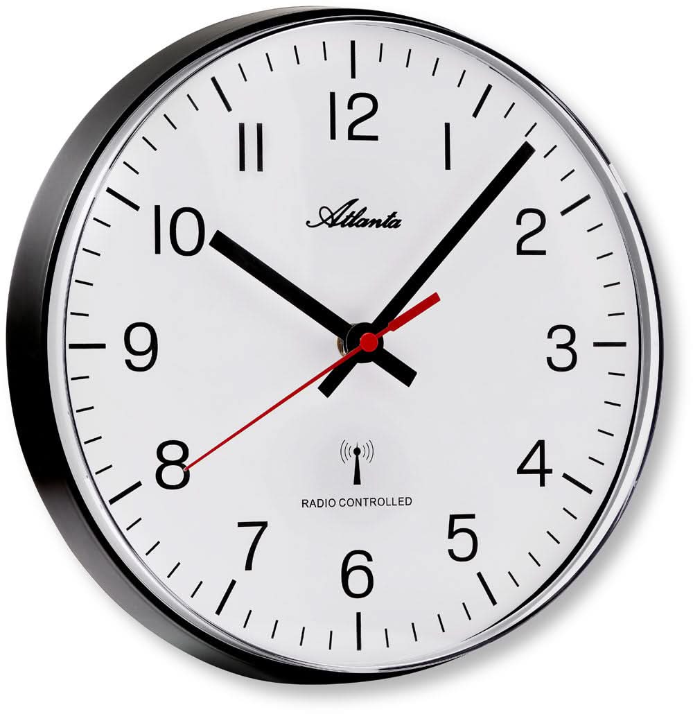 Reloj de pared redondo con marco negro, esfera blanca, manecillas negras y segundero rojo