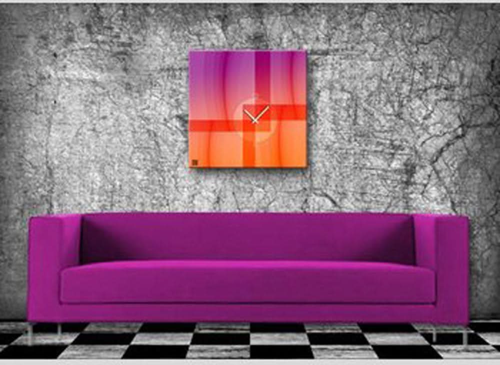 Reloj de pared con esfera cuadrada, diseño de rayas de colores y manecillas
