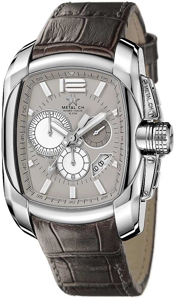 Reloj de hombre con caja plateada, correa de cuero marrón y esfera de cronógrafo gris