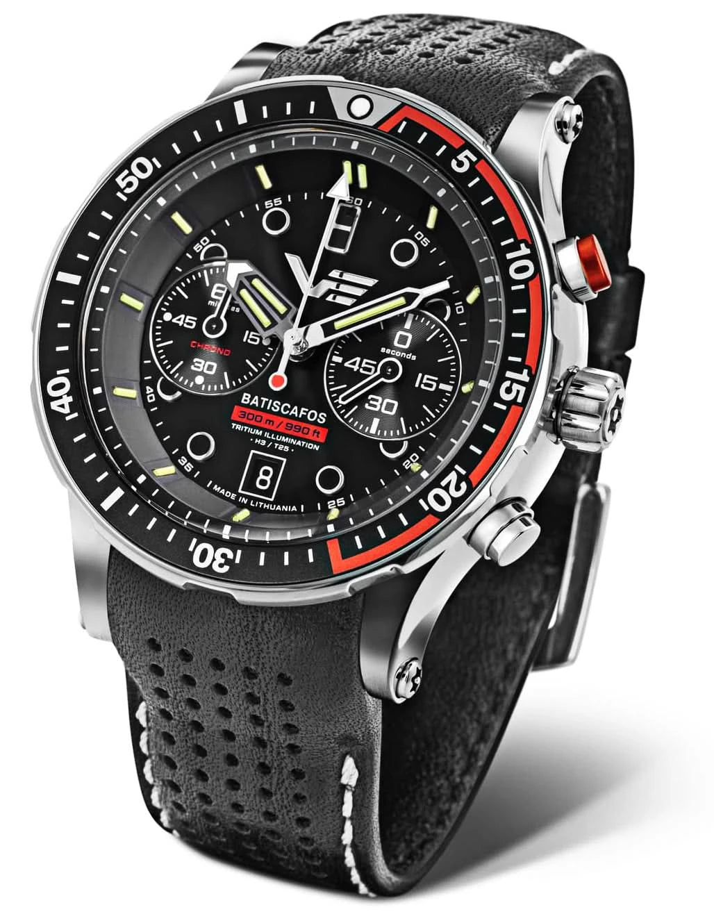 Reloj de hombre con esfera negra, bisel rojo y correa perforada negra