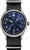 Reloj de hombre Junkers con esfera redonda azul, correa textil negra y caja de acero inoxidable.