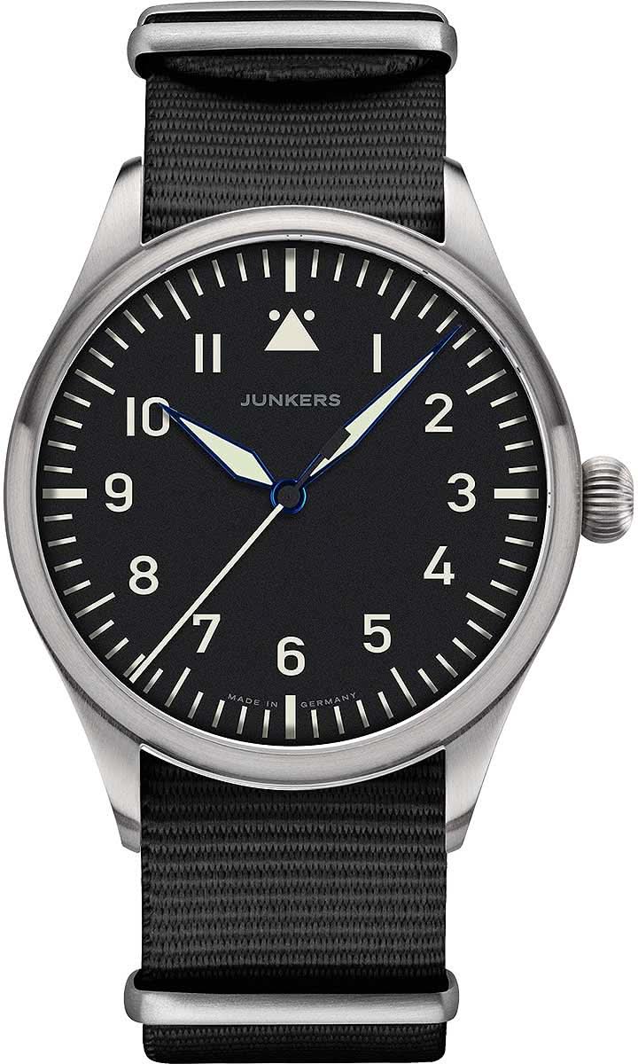 Reloj Junkers para hombre con esfera negra y correa textil negra, caja redonda de acero inoxidable.