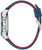 Reloj de hombre, vista lateral, correa de silicona azul con detalles rojos