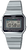 Reloj Casio con correa de metal plateado, pantalla LCD negra y visualización digital