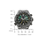 Reloj de hombre con esfera verde, detalles amarillos y anillo de índice negro