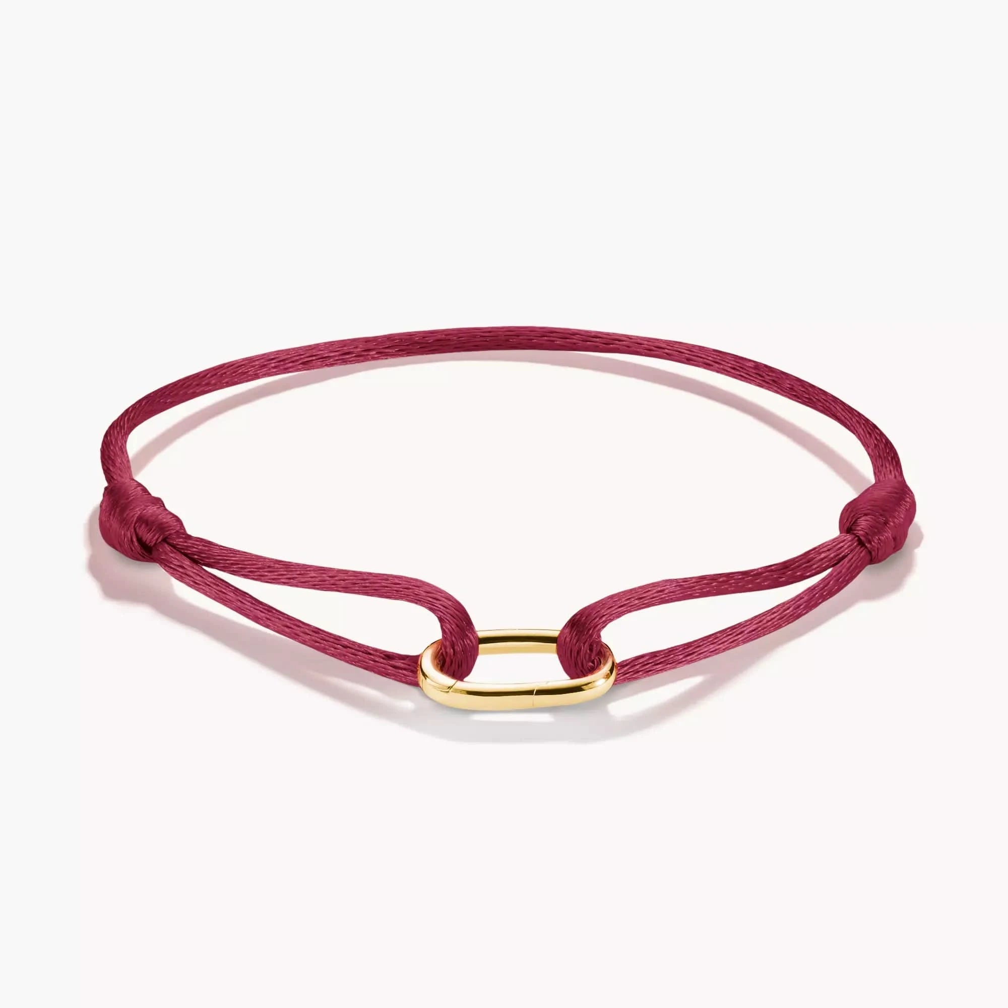 https://www.thomassabo.com/dw/image/v2/AAQY_PRD/on/demandware.static/-/Sites-ts-master-catalog/default/dw4843681f/product/C/C/C1210/C1210-413-50.webp?sfrm=png&bgcolor=F9F7F5