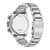 Fondo de caja de reloj de pulsera con inscripción y correa de acero inoxidable, vista en ángulo.