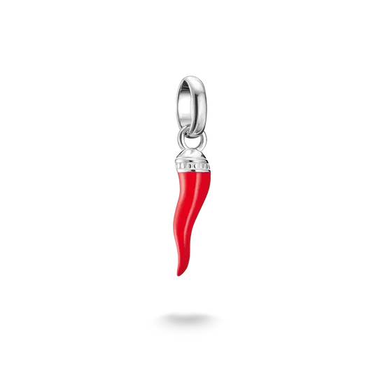 Colgante de charm plateado con cornicello rojo