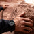 Reloj Luminox para hombre en la muñeca, caja negra, esfera oscura con marcadores luminosos