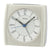 Seiko QHE205W Reloj de Mesa Blanco Perla • Mecanismo Sweep Silencioso • Función Snooze y Luz