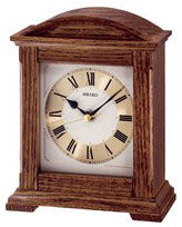 Seiko QXG123B Reloj de Mesa Marrón • Caja de Roble • Segundero Continuo