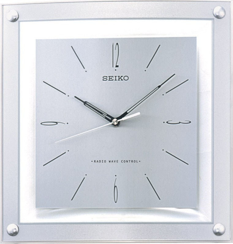 Seiko QXR205S Reloj de Pared Blanco • Radiocontrolado • Caja Cuadrada de Plástico