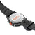 Reverso del reloj de pulsera para hombre con la inscripción "NEVER GIVE UP" y correa negra.