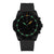 Reloj para hombre con esfera negra, bisel negro y correa de silicona negra.