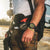 Reloj Luminox para hombre en la muñeca, correa negra, marcadores luminosos visibles