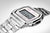 Reloj CASIO: caja de acero inoxidable plateada con pantalla digital y correa de metal