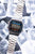 Casio - Reloj digital vintage con correa de metal plateado y pantalla LCD con bisel azul