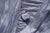 Casio reloj digital con correa de metal plateada, vista lateral