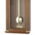 Wanduhr aus Nussbaumholz mit Glasfront, goldfarbener Pendelstange und rundem Zifferblatt