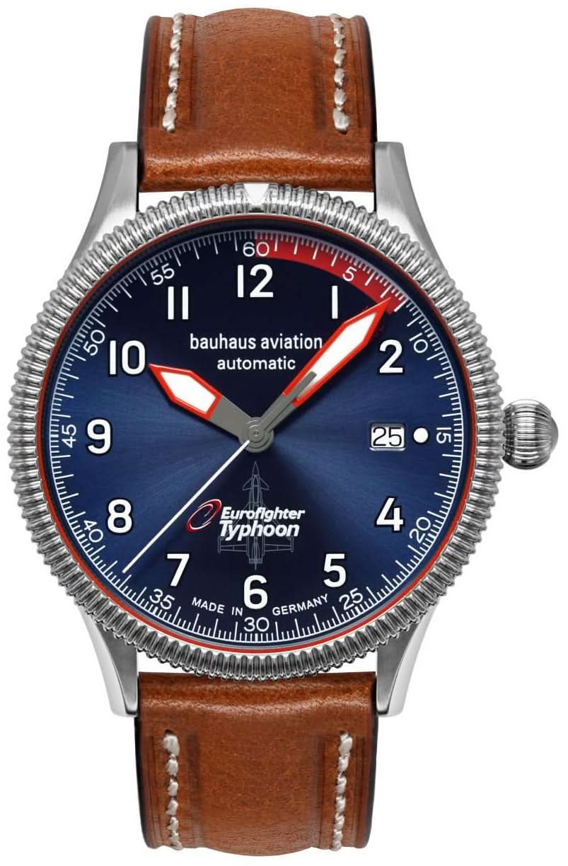 Reloj de hombre con esfera azul, correa de cuero marrón y caja de acero inoxidable plateado