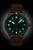 Reloj automático para hombre con esfera verde, correa de cuero marrón y manecillas luminosas