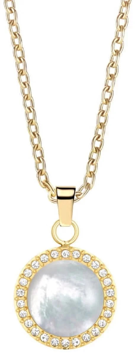 Collar dorado con eslabones y colgante redondo de nácar en un halo brillante
