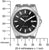 Reloj de pulsera de acero visto de frente con esfera negra, índices de bastón y Eco-Drive