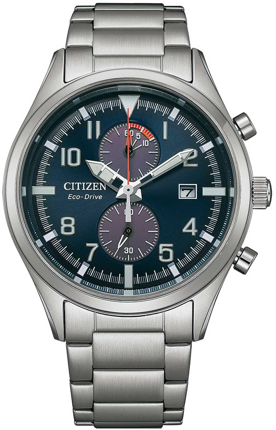 Reloj de pulsera de acero con esfera azul oscuro y tres subesferas de cronógrafo